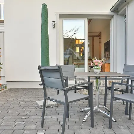 Muehlenhaus Tretmuehle * Prerow